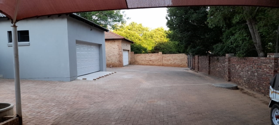 3 Bedroom Property for Sale in Wilkoppies North West